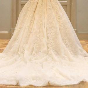 Vestido de Novia de Lujo con Cola Real, Bordado Vintage Personalizado, Cuello Alto, Manga Tres Cuartos, Blanco 2026, con Lentejuelas - Product Image 4