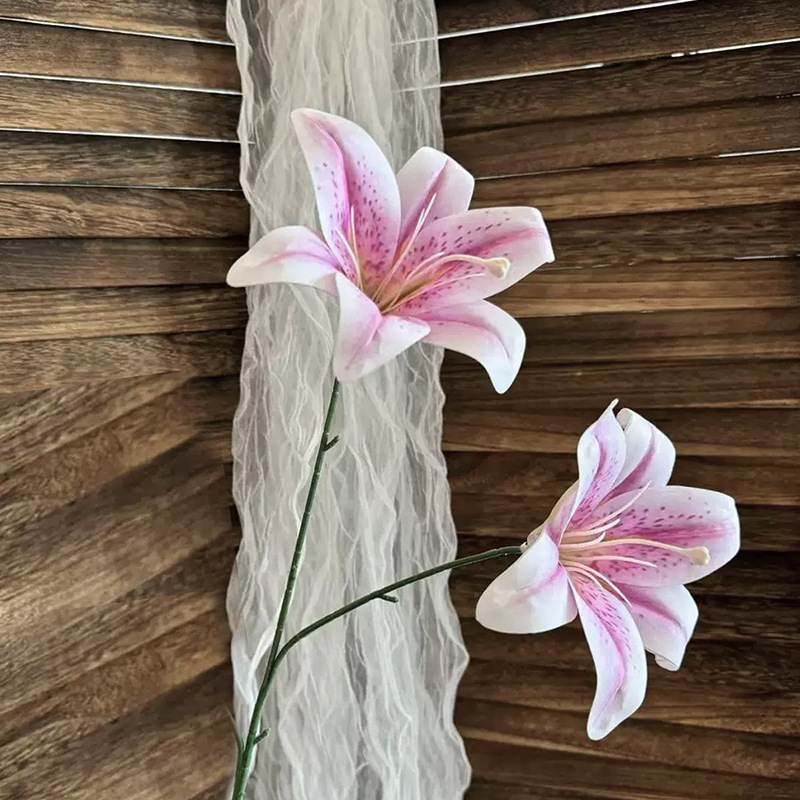 35*2 Lirios 3D - Rosa Claro