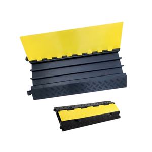 แผ่นยางกันกระแทกแบบมีร่อง 1-5 ช่อง สีเหลือง+ดำ สำหรับป้องกันสายเคเบิล PVC งานหนัก 3 ช่อง เพื่อความปลอดภัยบนท้องถนน - Product Image 1