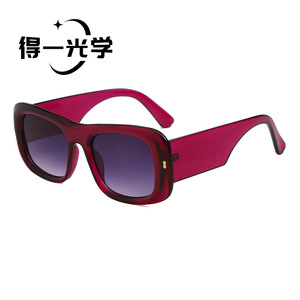 Oversized Square <b>Sunglasses</b> Black UV400 Women Fashionable Retro Frame - Product Image 3