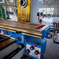 Universelle Fräsmaschine X6140 X6132 Horizontale Fräsmaschine Multifunktional Automatische Höhenverstellung DRO Optional Anpassbar