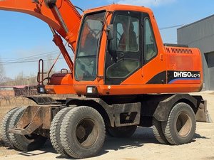 Escavatore Gommato Usato <span class=keywords><strong>Doosan</strong></span> DH150LC-<span class=keywords><strong>7</strong></span> da 15 Tonnellate in Ottime Condizioni - Product Image 6