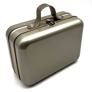 Fabbrica diretta In pronto Stock di lusso In metallo argento lattina valigia vuota In metallo rettangolare scatola da pranzo In latta con serratura - Product Image 1