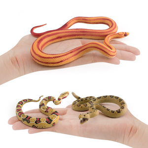 Reptil salvaje simulado Animal modelo hecho a mano maíz <span class=keywords><strong>serpiente</strong></span> <span class=keywords><strong>Boa</strong></span> Constrictor <span class=keywords><strong>serpiente</strong></span> de cascabel broma Decoración ornamento - Product Image 4