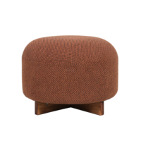 Pouf rond de style nordique en bois brûlé orange, repose-pieds contemporain avec base en bois cruciforme pour la décoration d'appartement