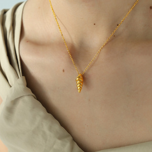 Collar en espiral con colgante de concha, chapado en oro de 18 quilates, cadena de acero inoxidable para clavícula, para mujer - Product Image 2