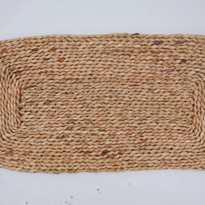 Alfombra Rectangular de Jacinto de Agua Natural, Cojín Tejido a Mano, Sostenible, para Interiores y Exteriores - Product Image 1