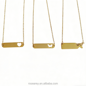 Set di Collane per Bambine Jietao, Collana in Acciaio Inossidabile Placcato Oro con Ciondoli Personalizzabili a Forma di Cuore e Farfalla - Product Image 2