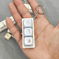 Mini porte-clés en forme de touche de clavier, style dessin animé mignon, sublimation par transfert thermique, logo personnalisé, bricolage, soulagement du stress, cadeau promotionnel