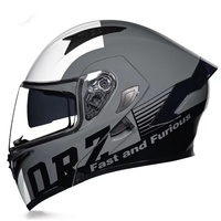 Casque de moto intégral pour hommes et femmes Double visière Design Predator Casque de vélo de rue Four Seasons État neuf