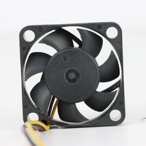 Ventilador Axial de Refrigeración SUNON MF40101VX-1000C-G99 Eléctrico 40x40x10mm 12VDC 87mA 1.17W 8500RPM 9.9CFM con Rodamiento de Vapor para Gabinetes e Inversores - Product Image 4