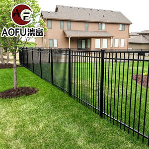 Diseño Popular 6ftx8ft Valla soldada de acero de zinc Antirrobo Tubo cuadrado negro Valla de protección para jardín - Product Image 6