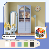 Armoire en acier épaissi avec fenêtre en verre cannelé pour vêtements