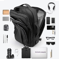 Mochila de Mezclilla Personalizada Baiweishi para Hombre, Nuevo Modelo, Color Sólido, Cierre de Cremallera, Puerto de Carga USB, Bolsa para Portátil de Negocios, 20-35L
