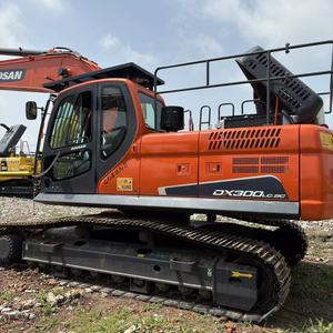 Used Doosan 300 Excavator DX300LC / DH300 with 1.45m³ Bucket Heavy Duty <b>Construction</b> <b>Machinery</b> 30 Ton for Sale - Product Image 1