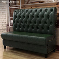 Banquette de restaurant en cuir noir de style rétro sur mesure - Durable et écologique