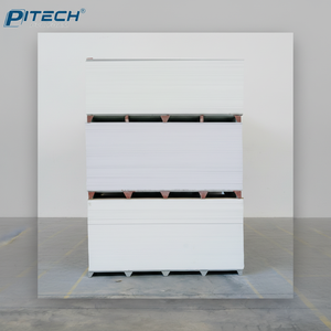 Panneau de mousse laminé PVC haute densité Pitech Feuilles de plastique grain de bois durables Vietnam pour panneau d'intérieurs de meubles - Product Image 1