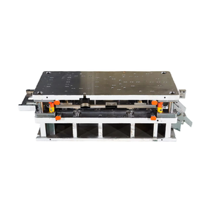 Moule d'emboutissage progressif personnalisé pour la production OEM <span class=keywords><strong>de</strong></span> manchons intérieurs et extérieurs <span class=keywords><strong>de</strong></span> cage <span class=keywords><strong>de</strong></span> roulement <span class=keywords><strong>de</strong></span> haute précision - Product Image 3