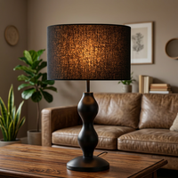 Lampe de table décorative électrique moderne et simple avec support de lampe E27, accents en fer forgé et abat-jour en tissu