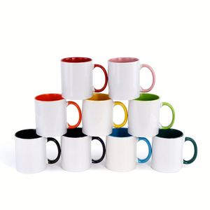 Tasses et mugs vierges de 11 oz avec intérieur et poignée colorés pour la sublimation - Product Image 2