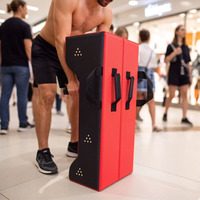 Nouvel équipement d'entraînement de fitness extérieur personnalisable en forme de ballon de football, bouclier de compétition multifonctionnel prenant en charge les services OEM et ODM
