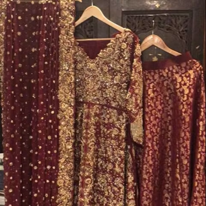 Tenue de mariée de luxe Kurta & Lehenga |   Broderie lourde Zardozi artisanale pour les mariages - Product Image 6