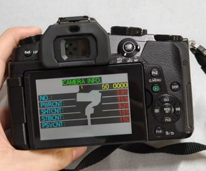 กล้องดิจิตอลมิเรอร์เลสระดับมืออาชีพ Lumix G85 กล้องบันทึกวิดีโอ 4K รองรับเลนส์ 4/3 - Product Image 3