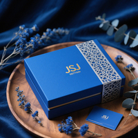 Boîte d'expédition de luxe en carton ondulé recyclable avec logo personnalisé et dorure à chaud pour l'emballage de vêtements/cadeaux/bougies/parfums Marque JSJ