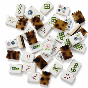 Juego de Mahjong Americano con Diseño de Caparazón de Tortuga, Fichas Acrílicas de Triple Capa de 1.44 Pulgadas, 160 Piezas, Jardín de Mariposas Botánico, Plegable por un Solo Lado - Product Image 2