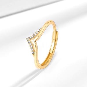 Bague ouverte en forme de V, réglable, entièrement sertie de pierres, options or et argent, bijoux élégants et luxueux, cadeau pour femmes et hommes - Product Image 4