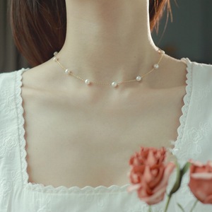 Collar Corto Wenchi Starry Sky con Perlas Naturales de Agua Dulce, Diseño Versátil de Lujo Ligero para un Estilo Moderno y Exclusivo - Product Image 2