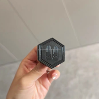 Diffuseur d'air solide portable à clipser pour voiture – Cadeaux pour voiture – Désodorisant et purificateur d'air pour voiture à l'huile essentielle parfumée