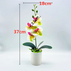 Orchidée Phalaenopsis artificielle Qi Xing 37 cm en PVC souple, plante décorative pour mariage en pot - Product Image 2