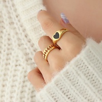 Bague pour femme en acier inoxydable plaqué or 18 carats, style américain, motif cœur noir, tendance et personnalisée