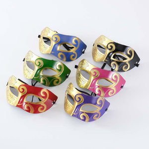 Máscara tallada vintage pintada con aerosol de media cara para fiesta de baile de Halloween y celebración de Navidad - Product Image 2