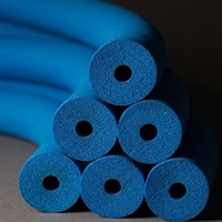 Tuyaux d'isolation en mousse de caoutchouc nitrile industriel PVC, ignifuges, isolants thermiques, antigel, haute densité, personnalisables