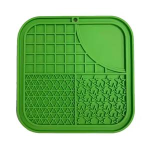 <span class=keywords><strong>Anti</strong></span> dérapant étanche silicone petit bol d'alimentation pour animaux de compagnie tapis d'alimentation chien chat <span class=keywords><strong>ennui</strong></span> anxiété réducteur tapis avec ventouses - Product Image 1