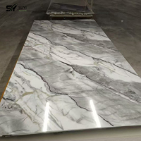 Panneaux muraux en PVC à motif marbre 3D, haute brillance, résistants aux rayures, UV, personnalisation OEM pour l'intérieur des chambres de villas