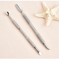Poussoir à cuticules professionnel en argent durable Poussoir à cuticules pour ongles