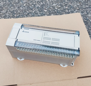 Fuente de Alimentación CA para PLC Industrial DVP80EH00R3, Entrada de Pulso de Alta Velocidad de 4 Canales y 200 kHz - Product Image 1