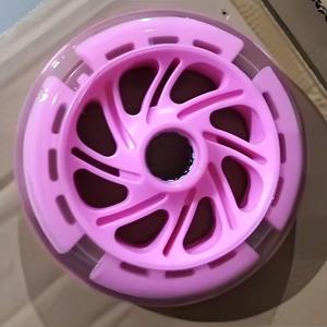 Roues de trottinette lumineuses 120 mm en PU, roues de patins à roulettes clignotantes, roues <span class=keywords><strong>avant</strong></span> LED clignotantes pour trottinettes, pièces de rechange - Product Image 3