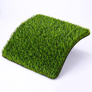 Offre Spéciale Usine en Gros : Gazon Artificiel Court, Moelleux et Synthétique, Faible Entretien pour Jardin, Cour et Toit - Product Image 2