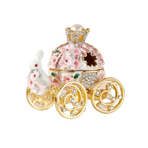 Boîte à bijoux en forme de chariot de citrouille de conte de fées, emballage en alliage, organisateur de bijoux, boîtes cadeaux pour bijoux - Product Image 1