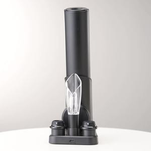 Sacacorchos Eléctrico KP1127 4 en 1 Recargable con Batería, Aireador de Vino, Vertedor, Tapón al Vacío y Cortador de Papel de Aluminio - Product Image 2