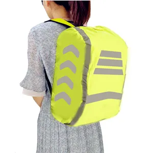 निविड़ अंधकार Dustproof बैग वर्षा कवर पोर्टेबल Ultralight कंधे की रक्षा आउटडोर लंबी पैदल यात्रा के साथ वापस पैक बैग कवर चिंतनशील