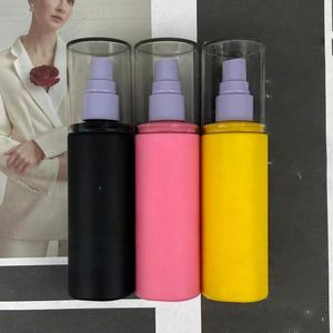 Spray fijador de maquillaje, nuevo producto superventas - 118ml. Controla fuertemente la grasa, hidrata y mantiene el maquillaje por mucho tiempo. - Product Image 4