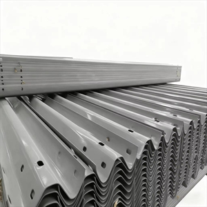 Barrière de sécurité routière en acier Q235/Q355 de 2,5 mm avec revêtement en zinc de 550 g, certifiée EN 1317, protection H1W2, barrière anti-collision pour autoroute - Product Image 6