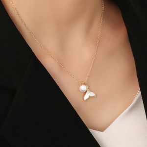 XIXI OEM <span class=keywords><strong>Bijoux</strong></span> En Acier Inoxydable Sieraden Pearl Mujeres 18K Chapado en oro Cadena Shell Sirena Cola Joyería de <span class=keywords><strong>moda</strong></span> Collares - Product Image 5