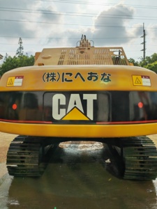 Excavatrice hydraulique sur chenilles Caterpillar 320C d'occasion, 20 tonnes, modèle 2022, moteur et pièces d'origine, prix bas, équipement lourd à vendre - Product Image 4