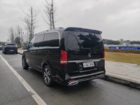 Mercedes-Benz V260 2.0T 7AT 7 places MPV LHD Essence Véhicule d'occasion 211 CV Van de Luxe Export Chine Stock 2017